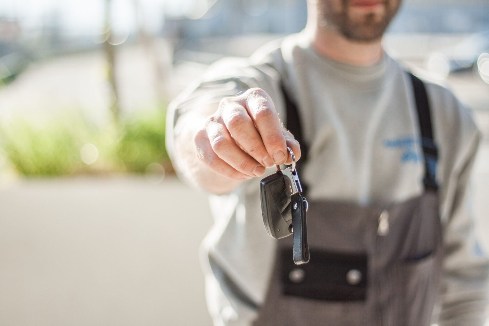 How to Save Money on Your Monthly Car Payment