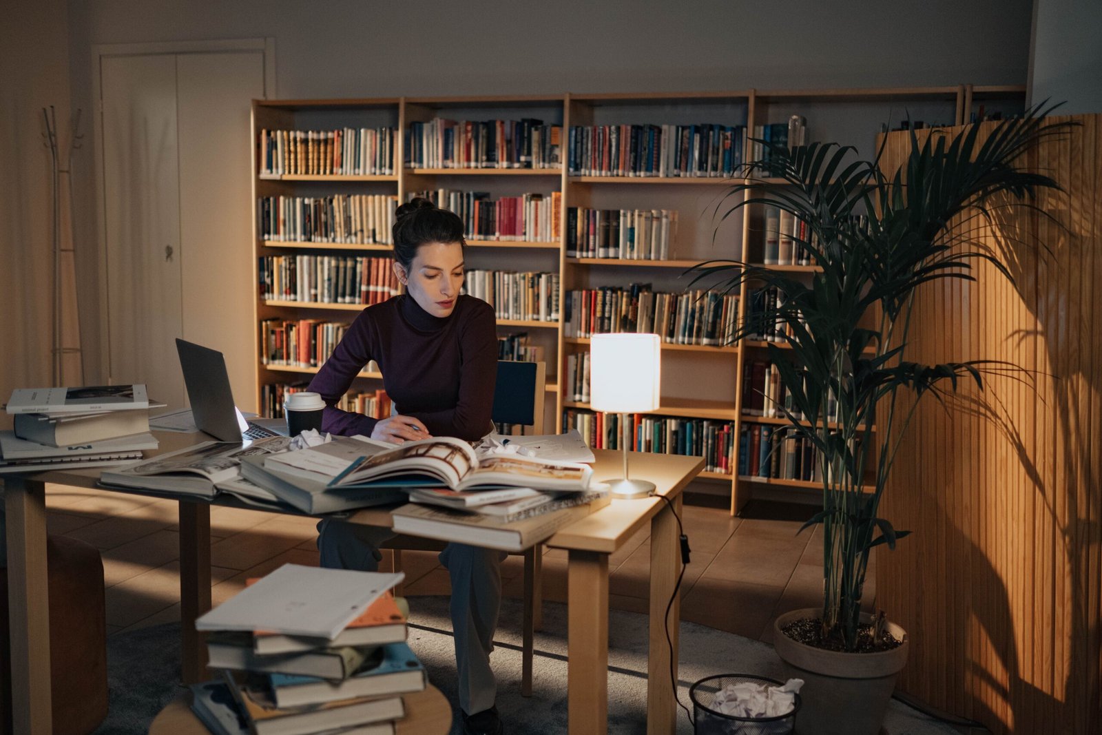 How to Find Flexible Remote Work for University Students During Final Exams