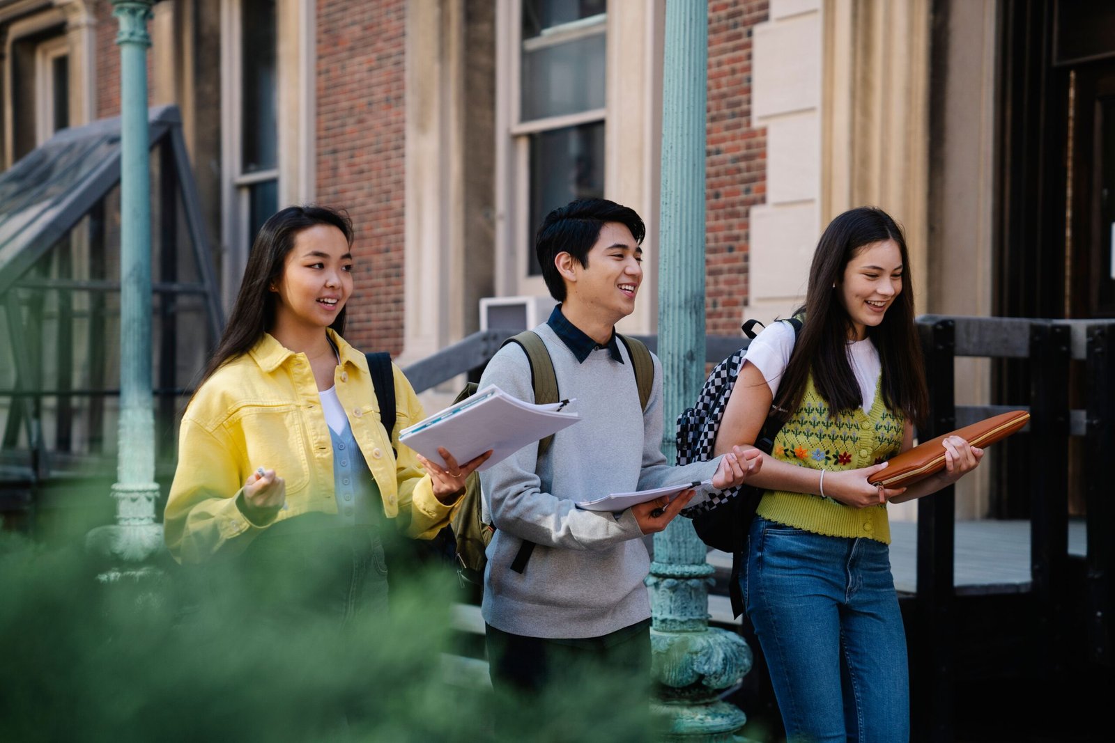 Best State-Specific Grants for Low-Income Students That Do Not Require FAFSA