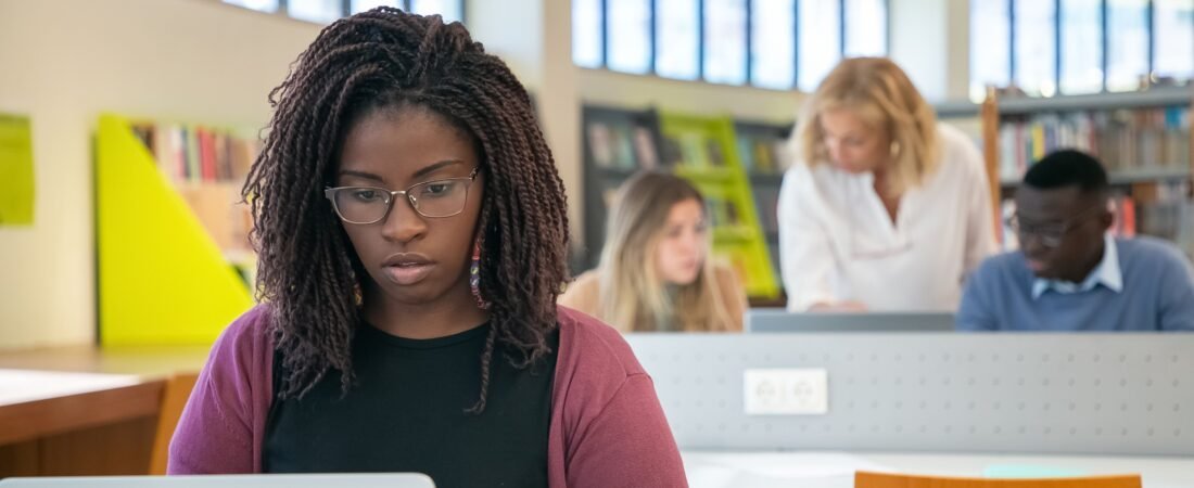 How to Become an AI Media Auditor: The Ultimate 2026 Student Side Hustle Guide