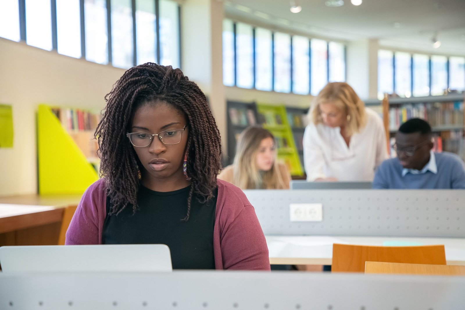 How to Become an AI Media Auditor: The Ultimate 2026 Student Side Hustle Guide