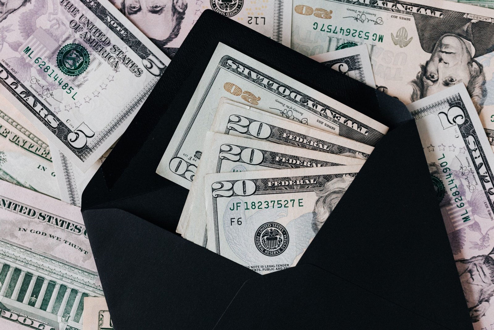?The Cash Envelope System: Does It Really Work