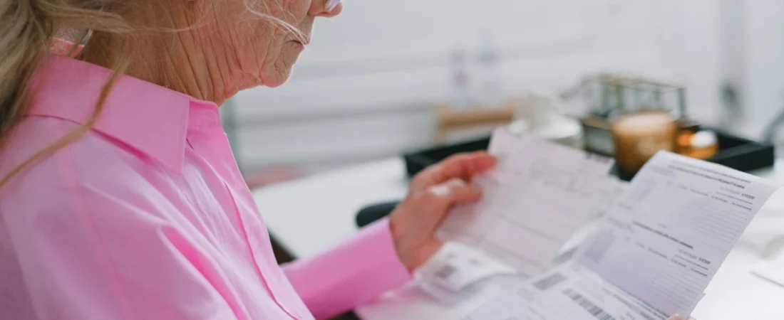 How to Negotiate and Settle Medical Bills Without Taking Loans in 2026